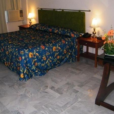Parque Inn Hotel & Suites Coatzacoalcos Exteriör bild